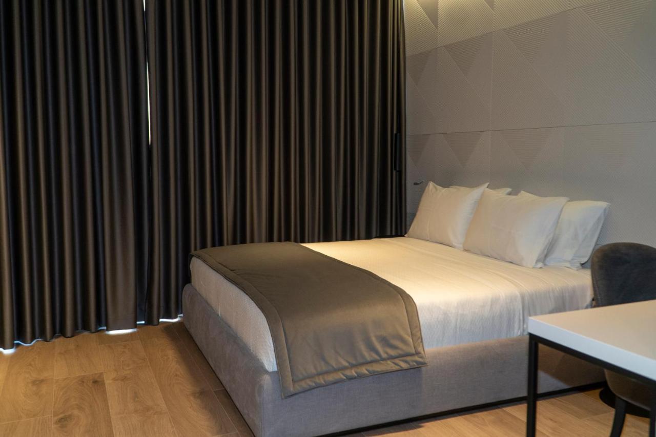 Center Hotel Саранда Экстерьер фото